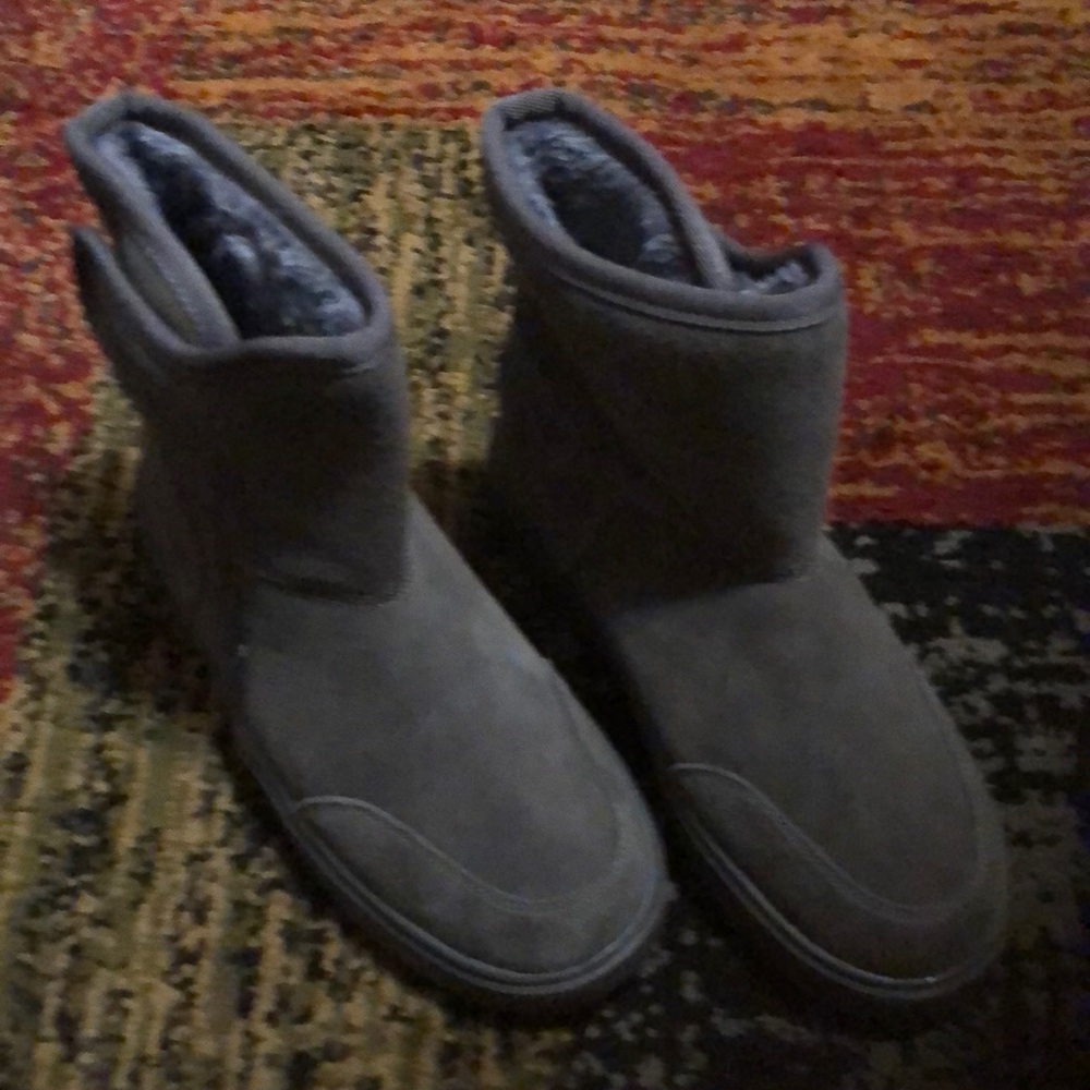 Suede bootie
